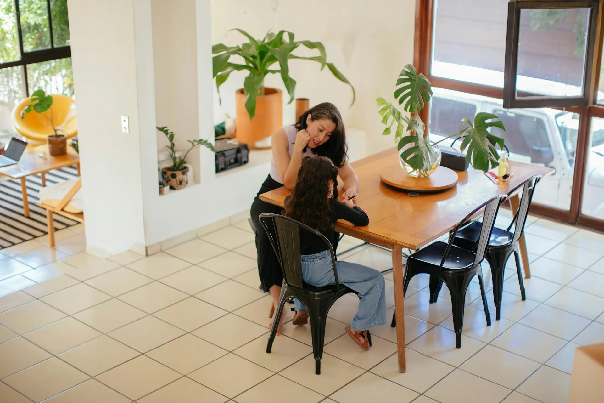 photo - sen tutoring session in a kitchen in hertfordshire